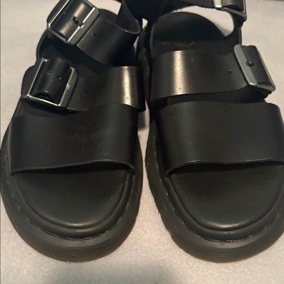 Dr. Martens Air Wave Black Gryphon Sandals NWOT Women size 6 EU 37 Men’s size 5